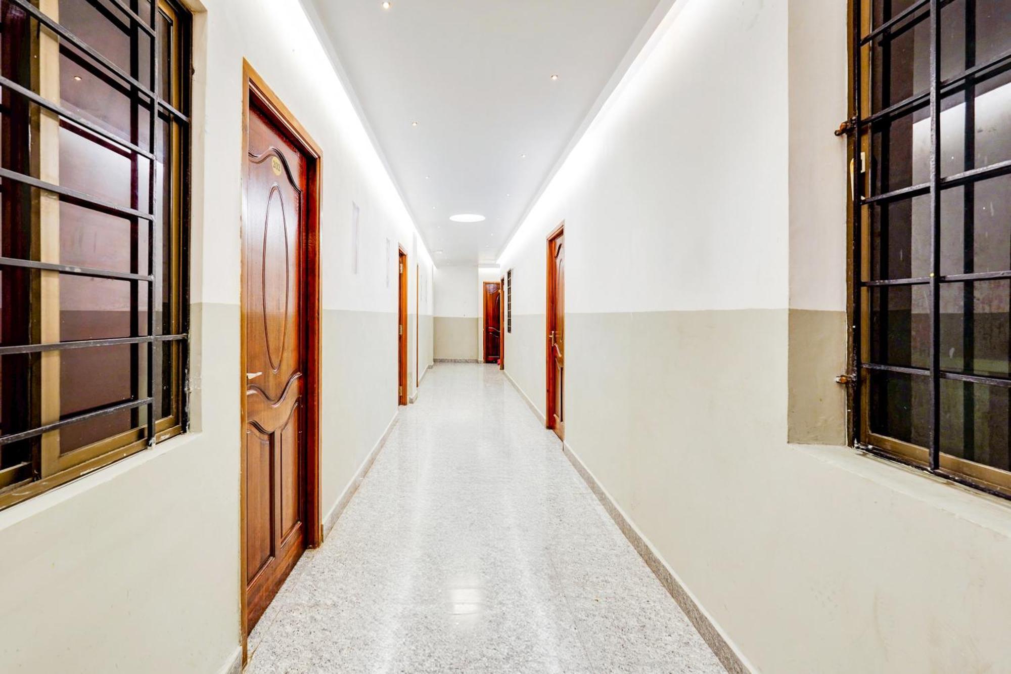 Super Hotel O White Town Formerly Seascape Residency Pondicherry Eksteriør bilde