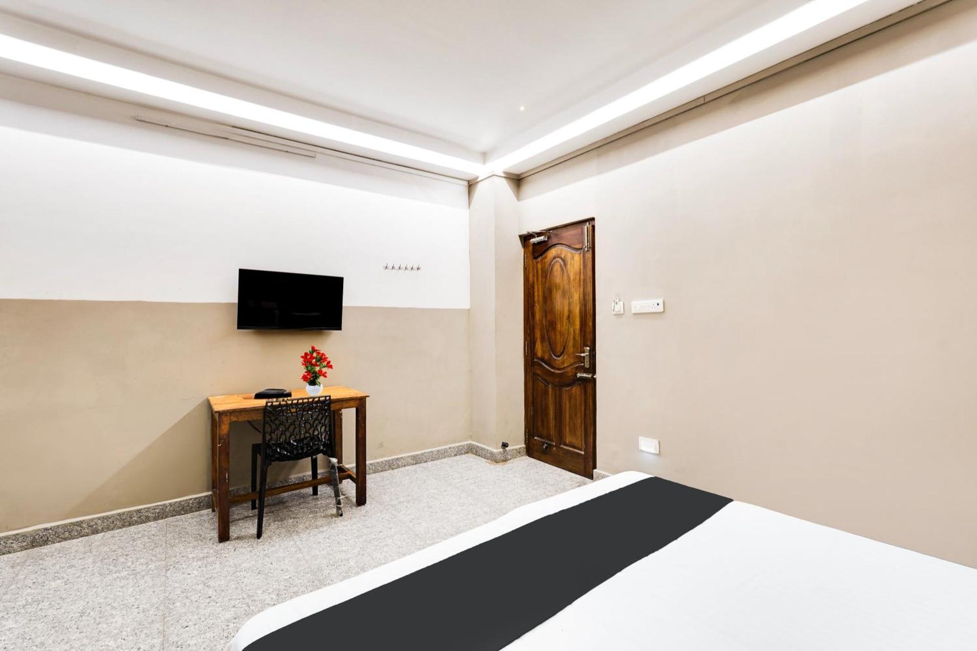 Super Hotel O White Town Formerly Seascape Residency Pondicherry Eksteriør bilde