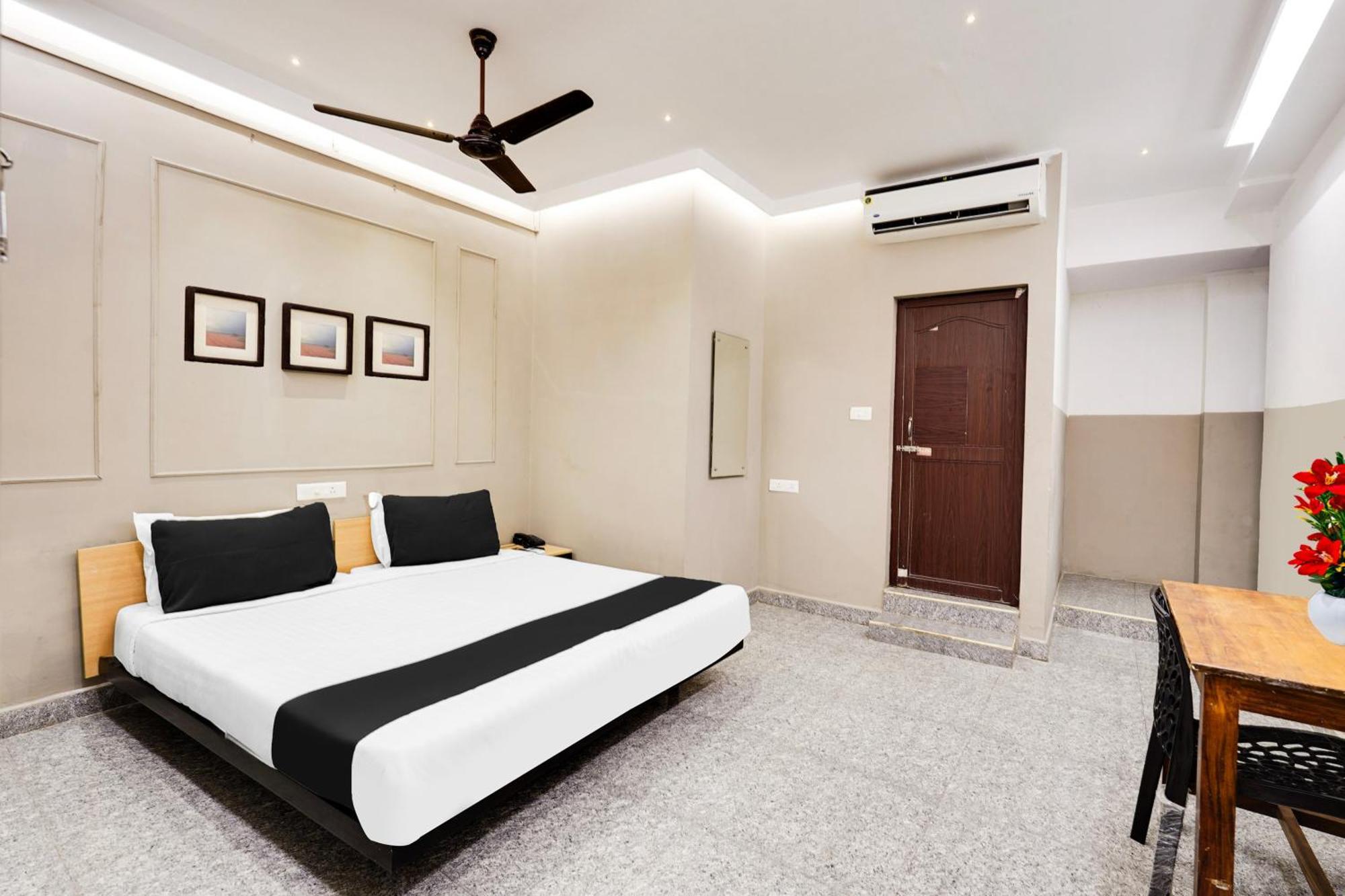 Super Hotel O White Town Formerly Seascape Residency Pondicherry Eksteriør bilde